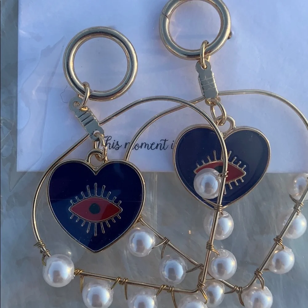 LAST CALL 👀Evil Eye Pearl Earrings👀